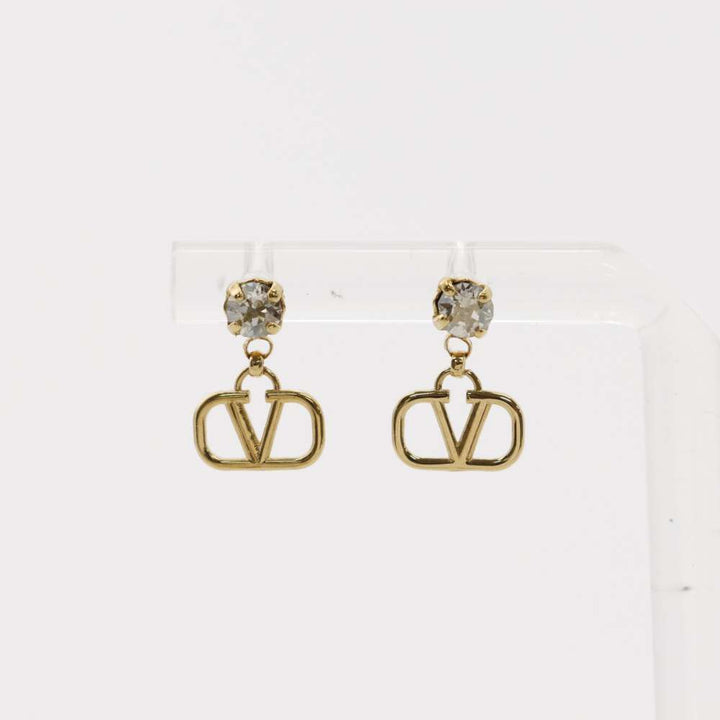 Valentino Garavani Vロゴ ラインストーン ピアス – VALTIQUE VINTAGE
