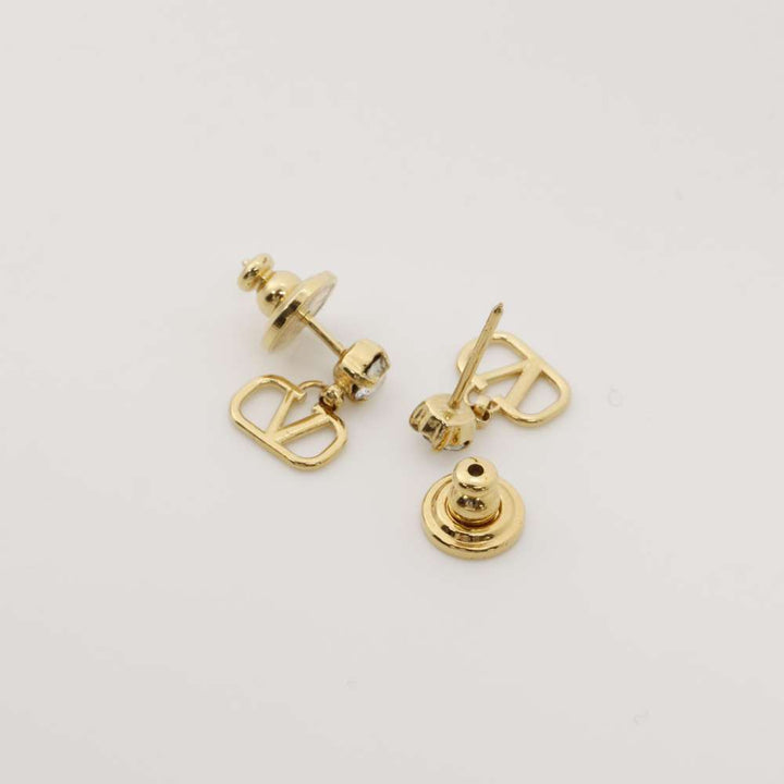 Valentino Garavani Vロゴ ラインストーン ピアス – VALTIQUE VINTAGE