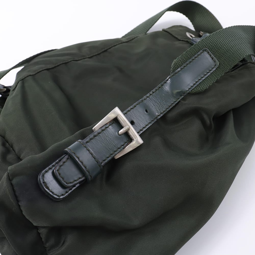PRADA バックパック カーキ B5827F Nylon – VALTIQUE VINTAGE TOKYO