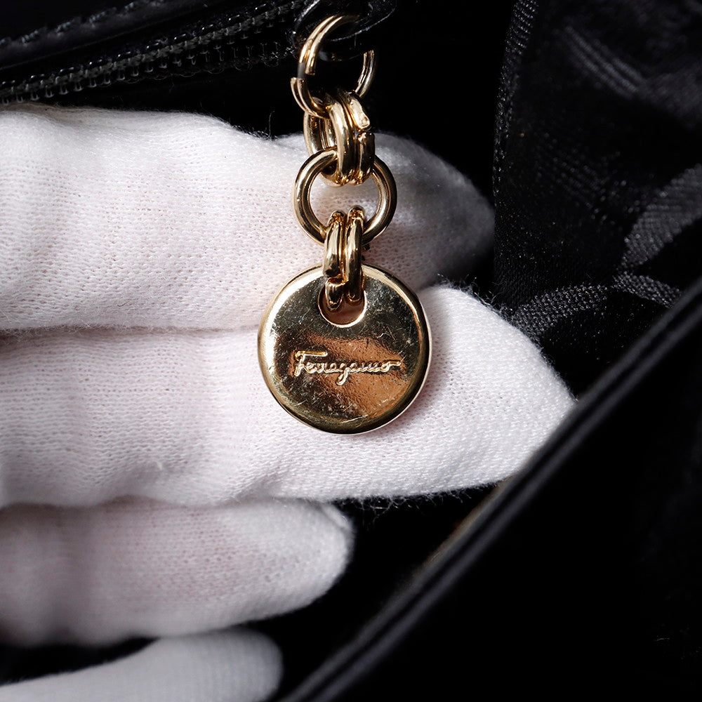 Ferragamo ワンショルダー 黒 Leather