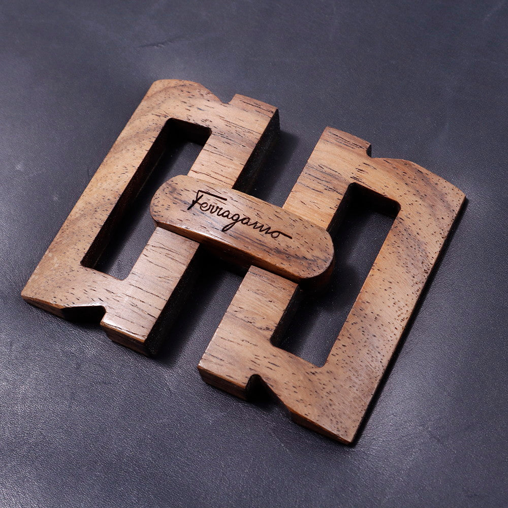 Ferragamo ワンショルダー 黒 Leather