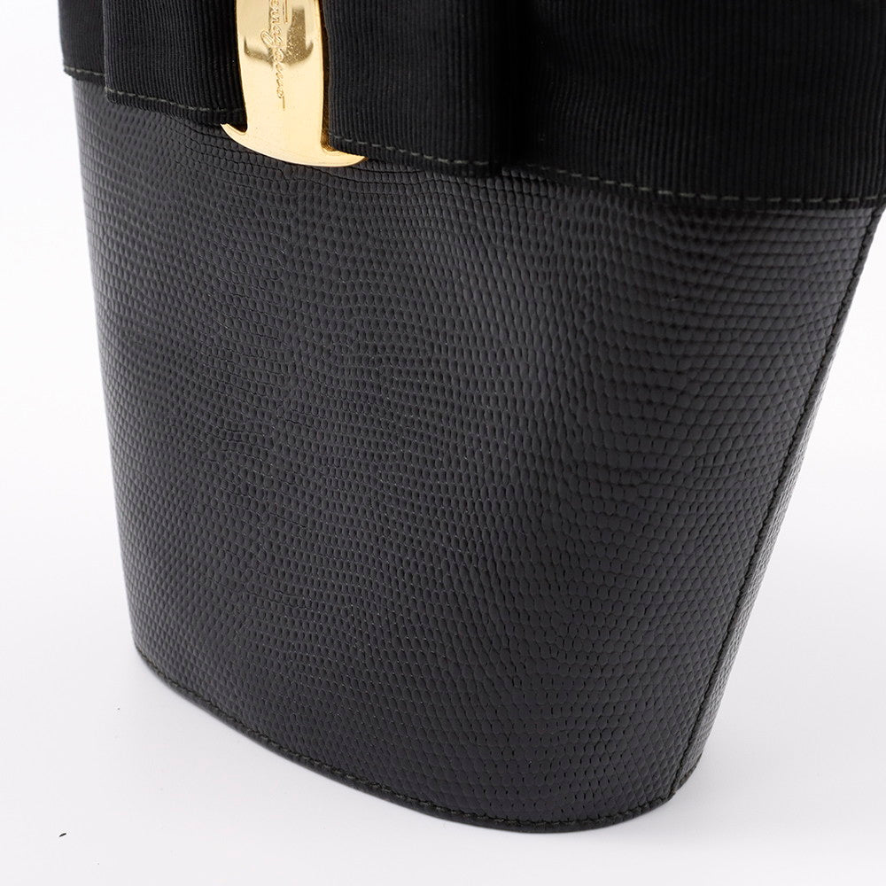 Ferragamo ヴァラリボン ハンドバッグ 黒 Leather