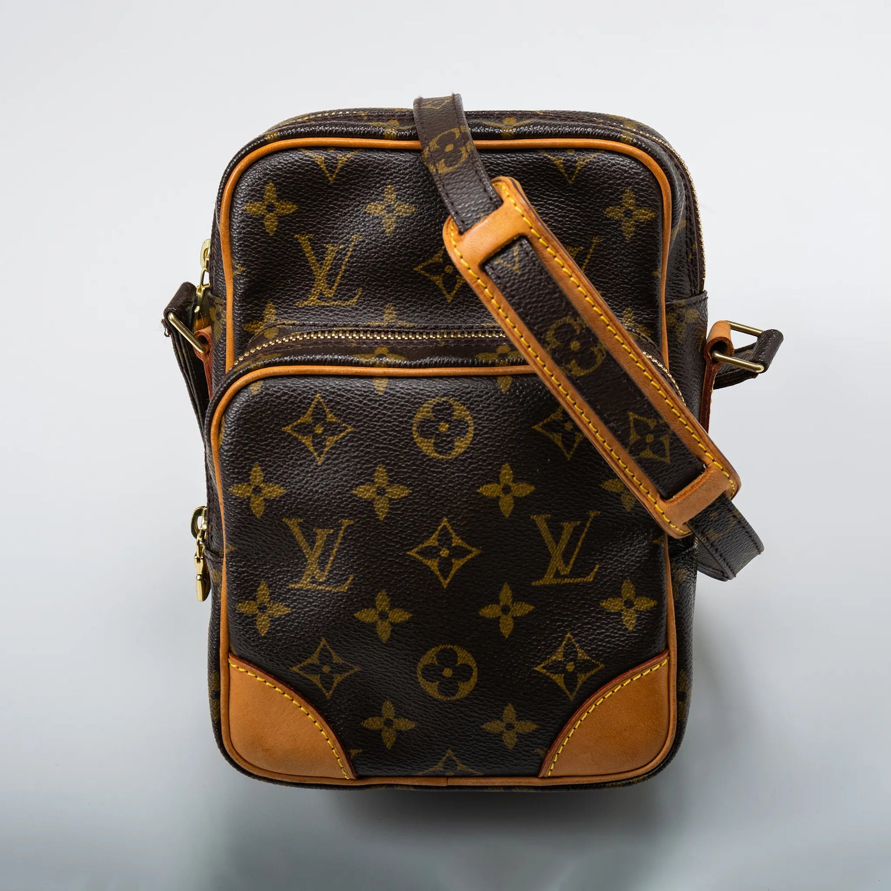 時間指定不可】 LOUIS VUITTON◇アマゾン_モノグラム・キャンバス_BRW