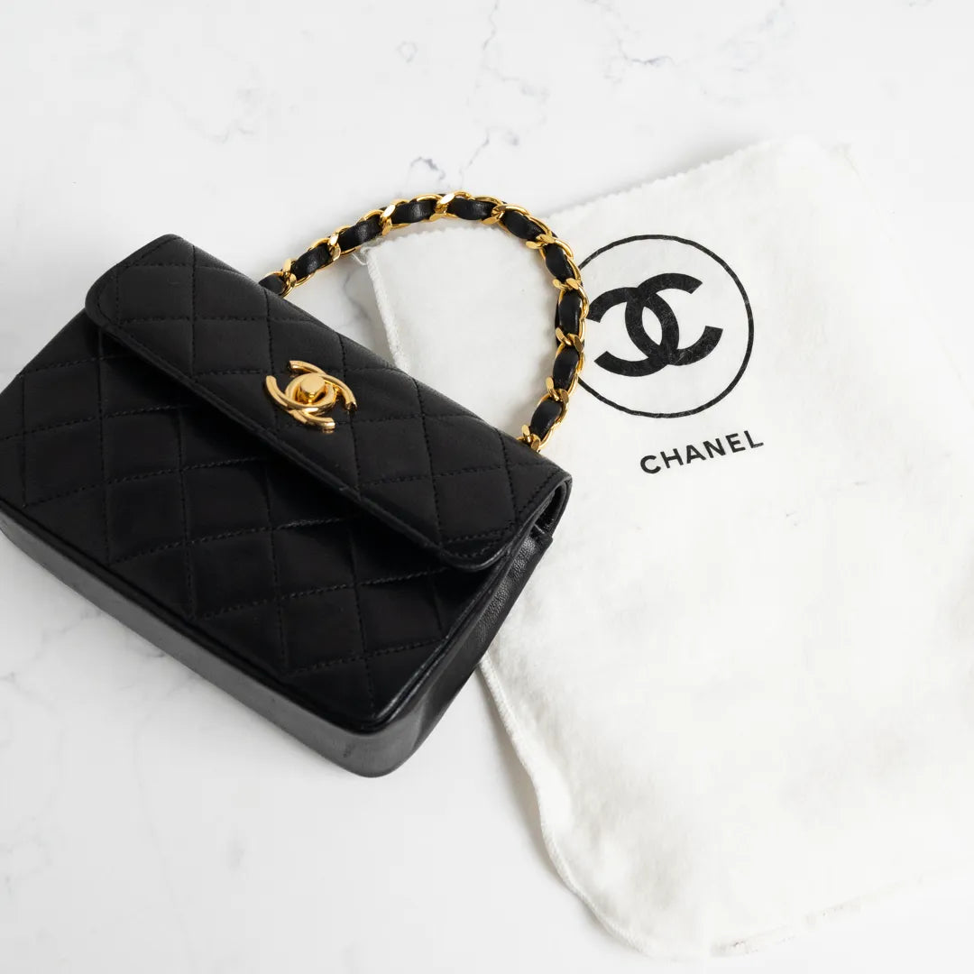 CHANEL】ミニマトラッセチェーンショルダーバッグ｜ヴァルティークヴィンテージ【公式】｜レディースファッション通販 – VALTIQUE  VINTAGE TOKYO