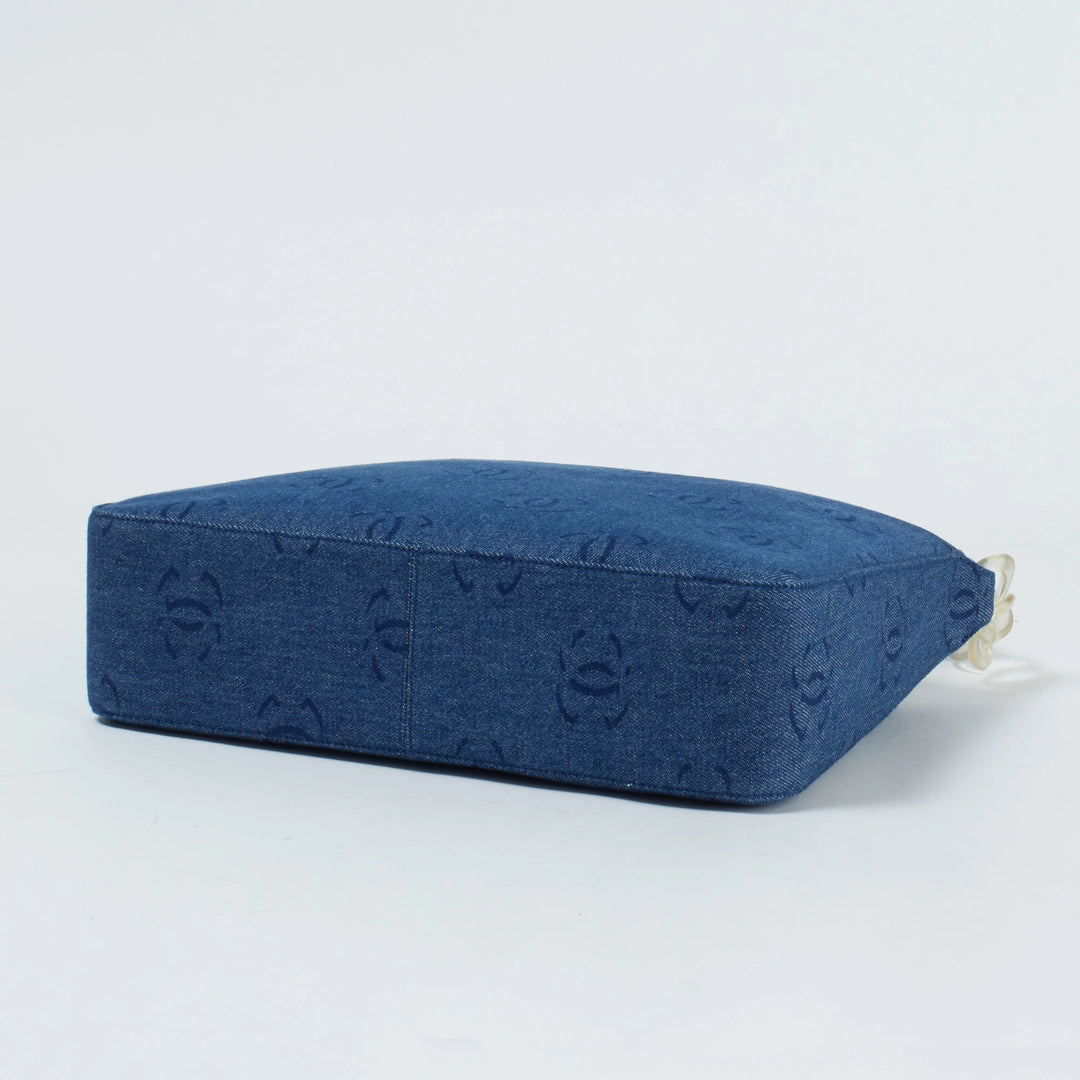 シャネル ちりばめCCロゴ デニム クラッチバッグ ヴィンテージシャネル シャネル ちりばめCCロゴ デニム クラッチバッグ ヴィンテージシャネル