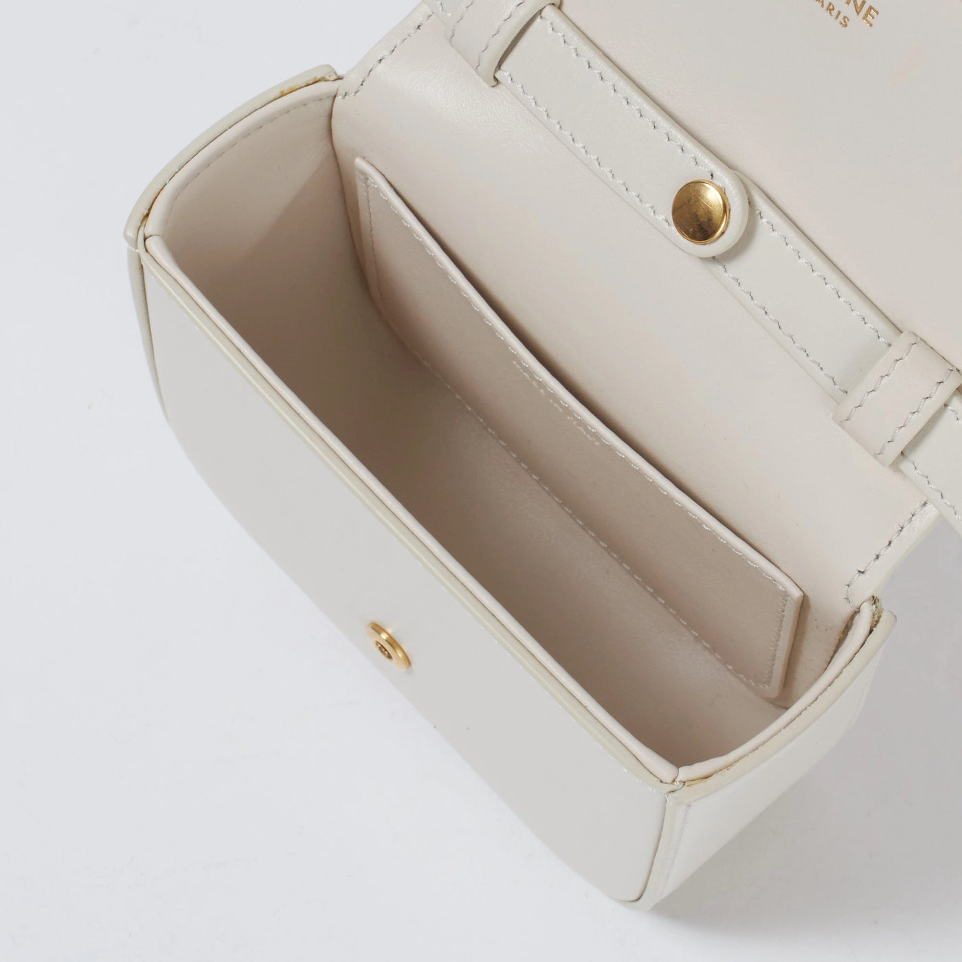 CELINE トリオ スモール アイボリー 革 ショルダーバッグ CELINE トリオ スモール アイボリー 革 ショルダーバッグ