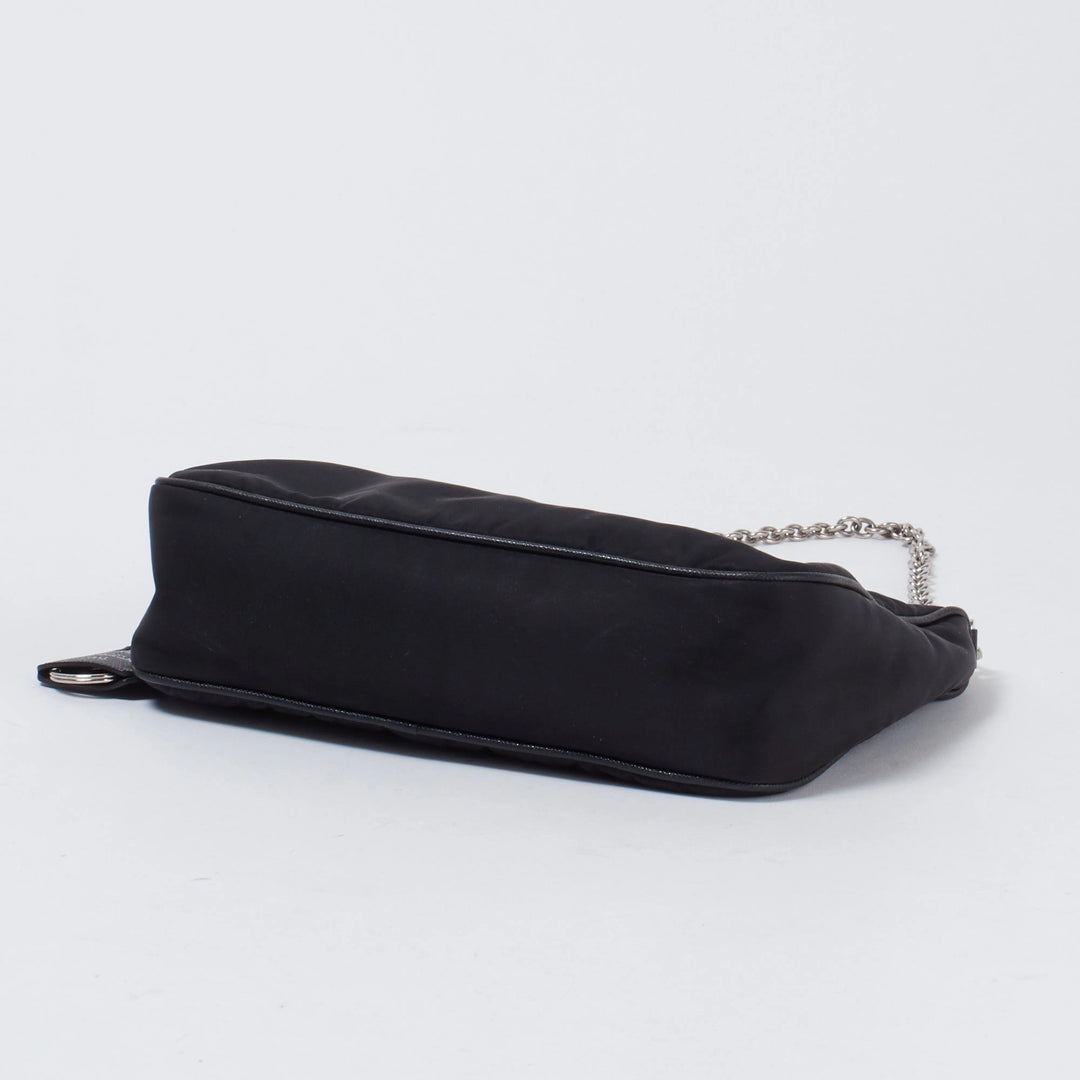 PRADA/プラダ】ナイロン ショルダーバッグ ブラック|ヴァル PRADA/プラダ】ナイロン ショルダーバッグ ブラック|ヴァル