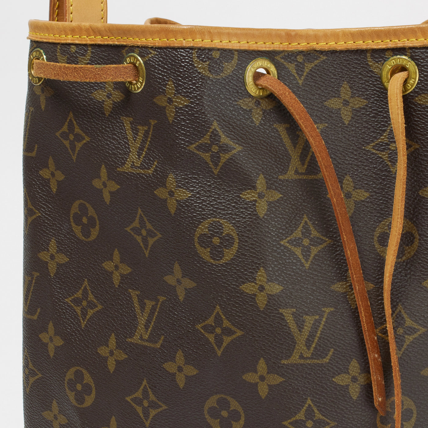 LOUIS VUITTON/ルイ・ヴィトン】モノグラム ノエ ショルダー LOUIS VUITTON/ルイ・ヴィトン】モノグラム ノエ ショルダー