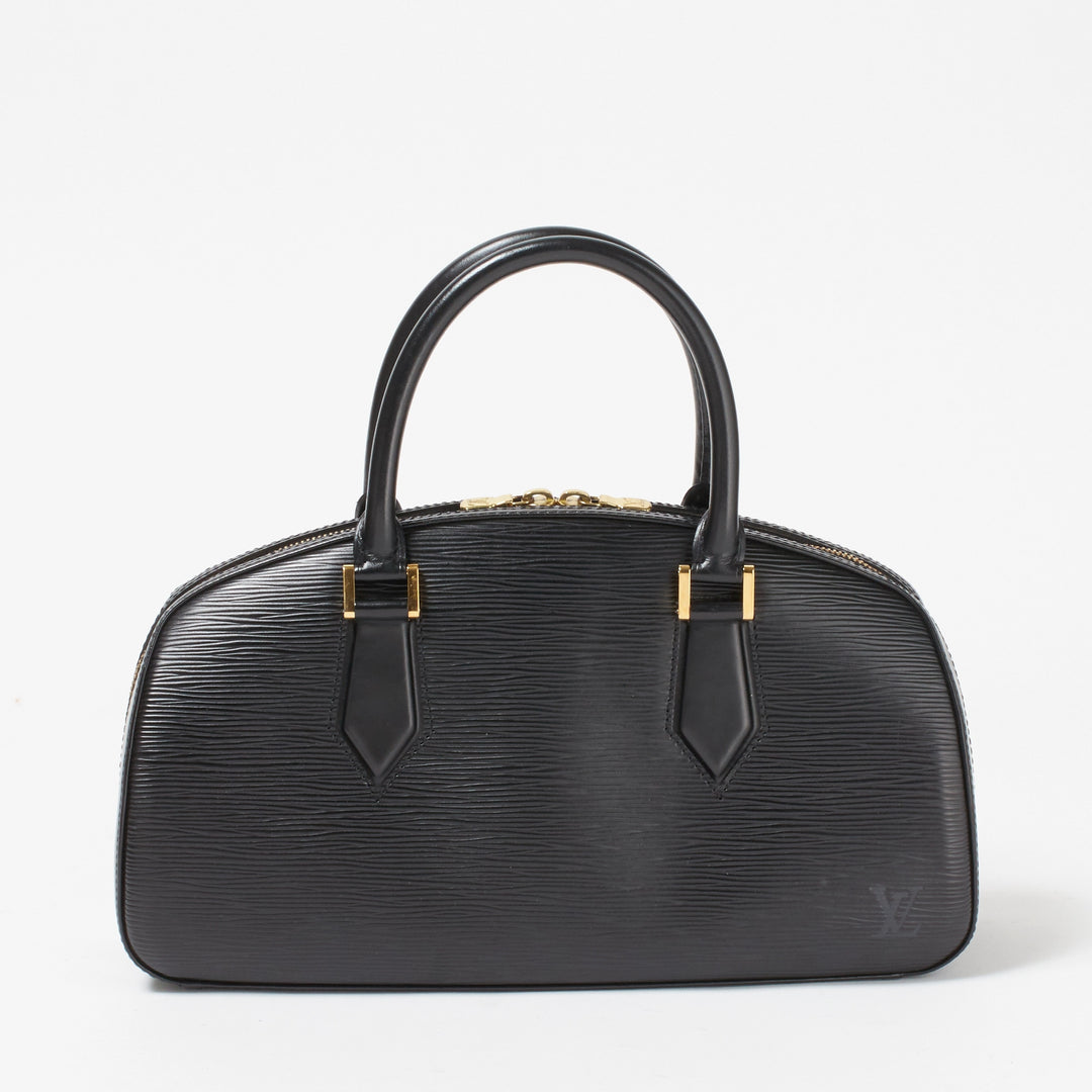 ヴィトン エピジャスミンストラップ付き美品リラライラックパープル ヴィトン エピジャスミンストラップ付き美品リラライラックパープル