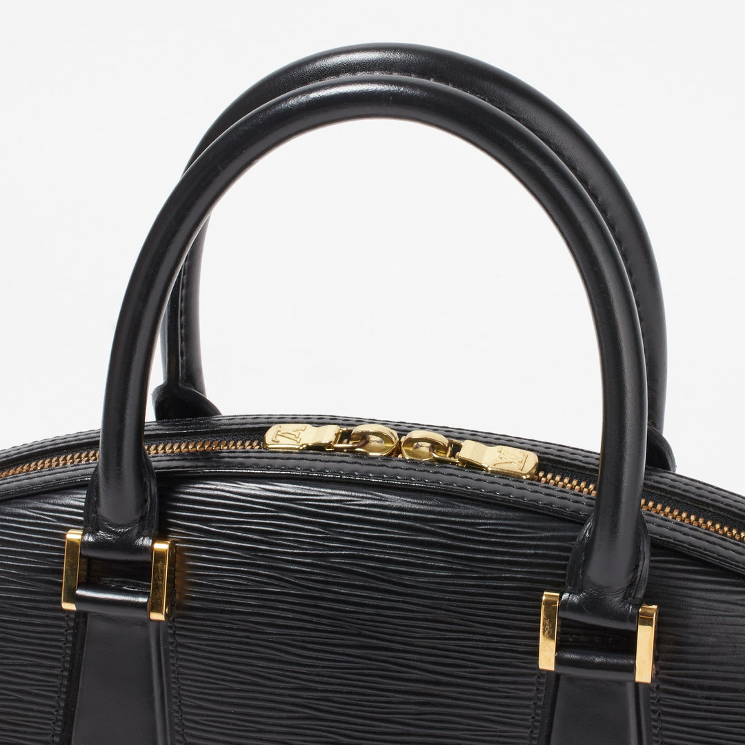 LOUIS VUITTON/ルイ・ヴィトン】エピ ジャスミン ノワール LOUIS VUITTON/ルイ・ヴィトン】エピ ジャスミン ノワール