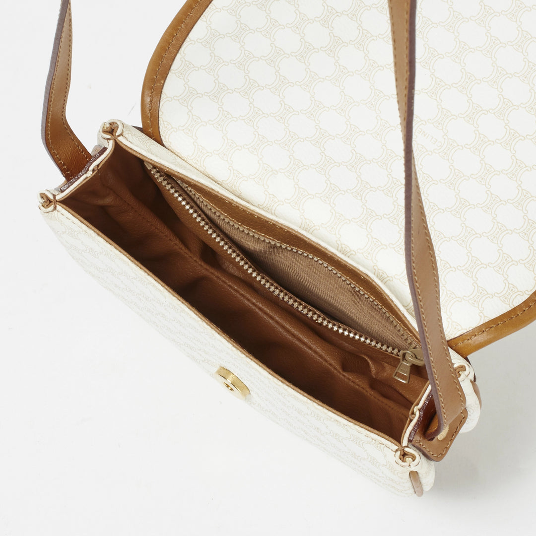 CELINE/セリーヌ】ホワイトマカダム トリオンフロゴ ショルダー CELINE/セリーヌ】ホワイトマカダム トリオンフロゴ ショルダー