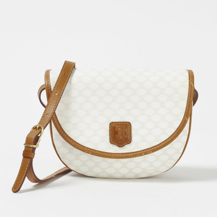 CELINE/セリーヌ】ホワイトマカダム トリオンフロゴ ショルダー CELINE/セリーヌ】ホワイトマカダム トリオンフロゴ ショルダー