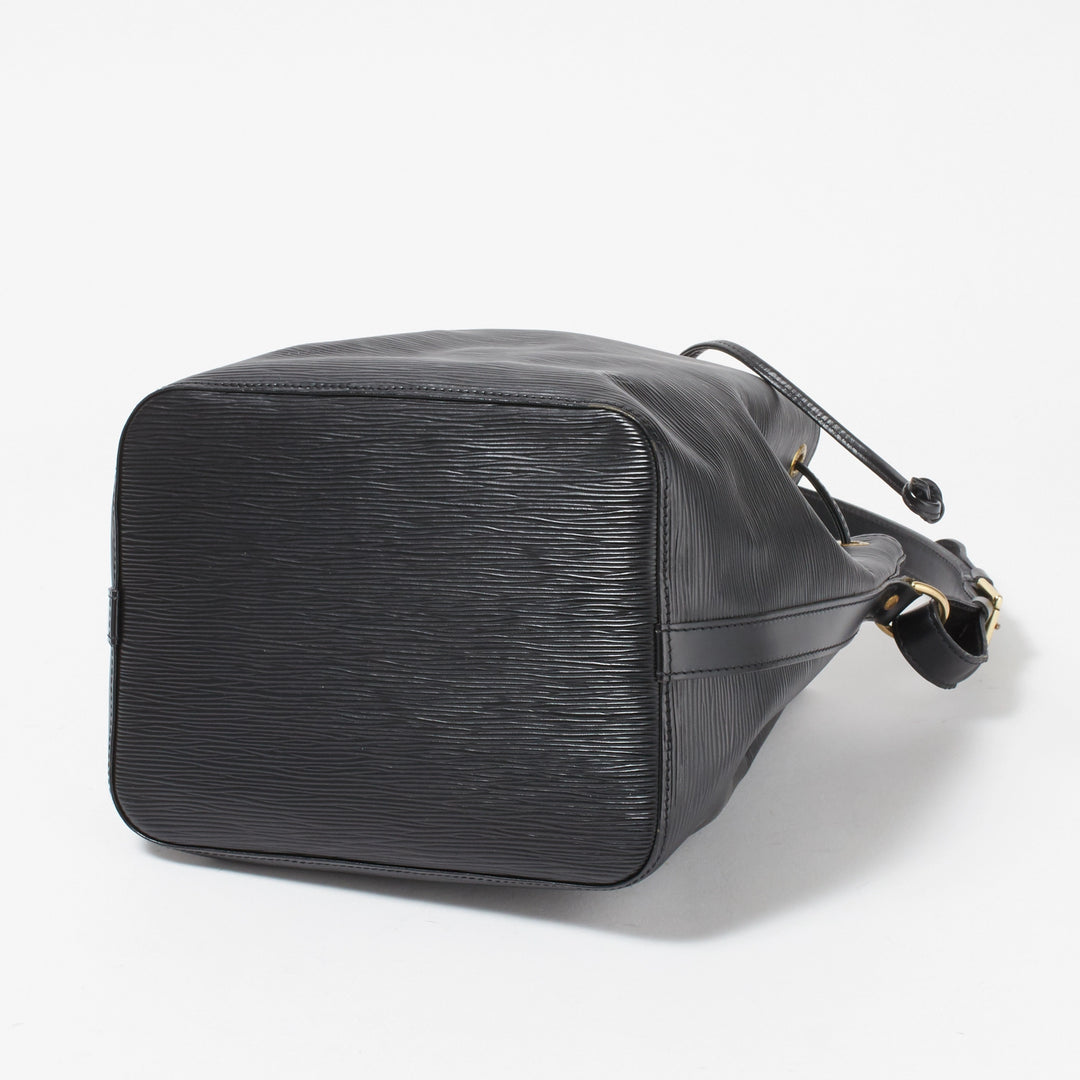 LOUIS VUITTON/ルイ・ヴィトン】エピ プチノエ ショルダーバッグ