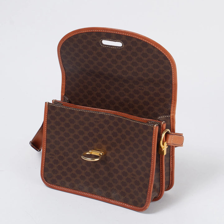CELINE/セリーヌ】モノグラム マカダム ガンチーニ ショルダー CELINE/セリーヌ】モノグラム マカダム ガンチーニ ショルダー