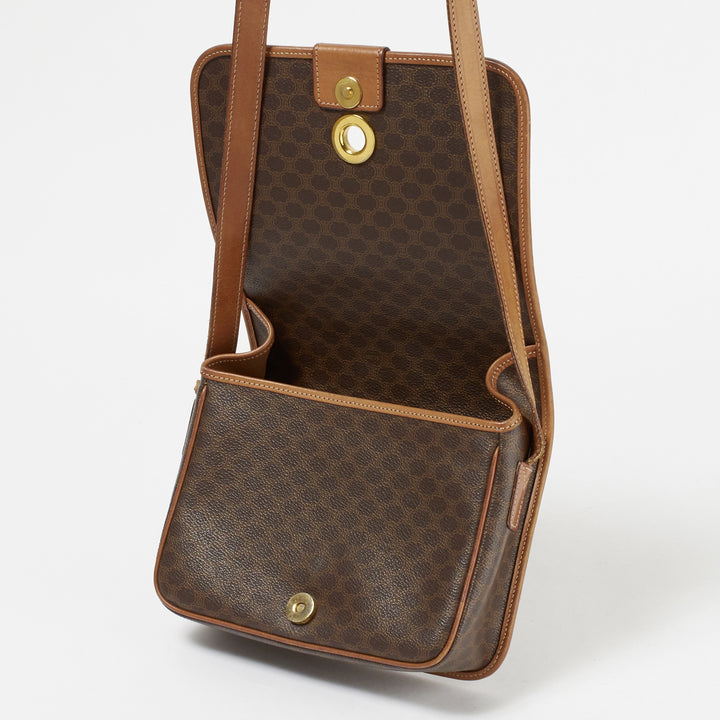 CELINE/セリーヌ】マカダム柄 フルフラップ ゴールド金具 ショルダー