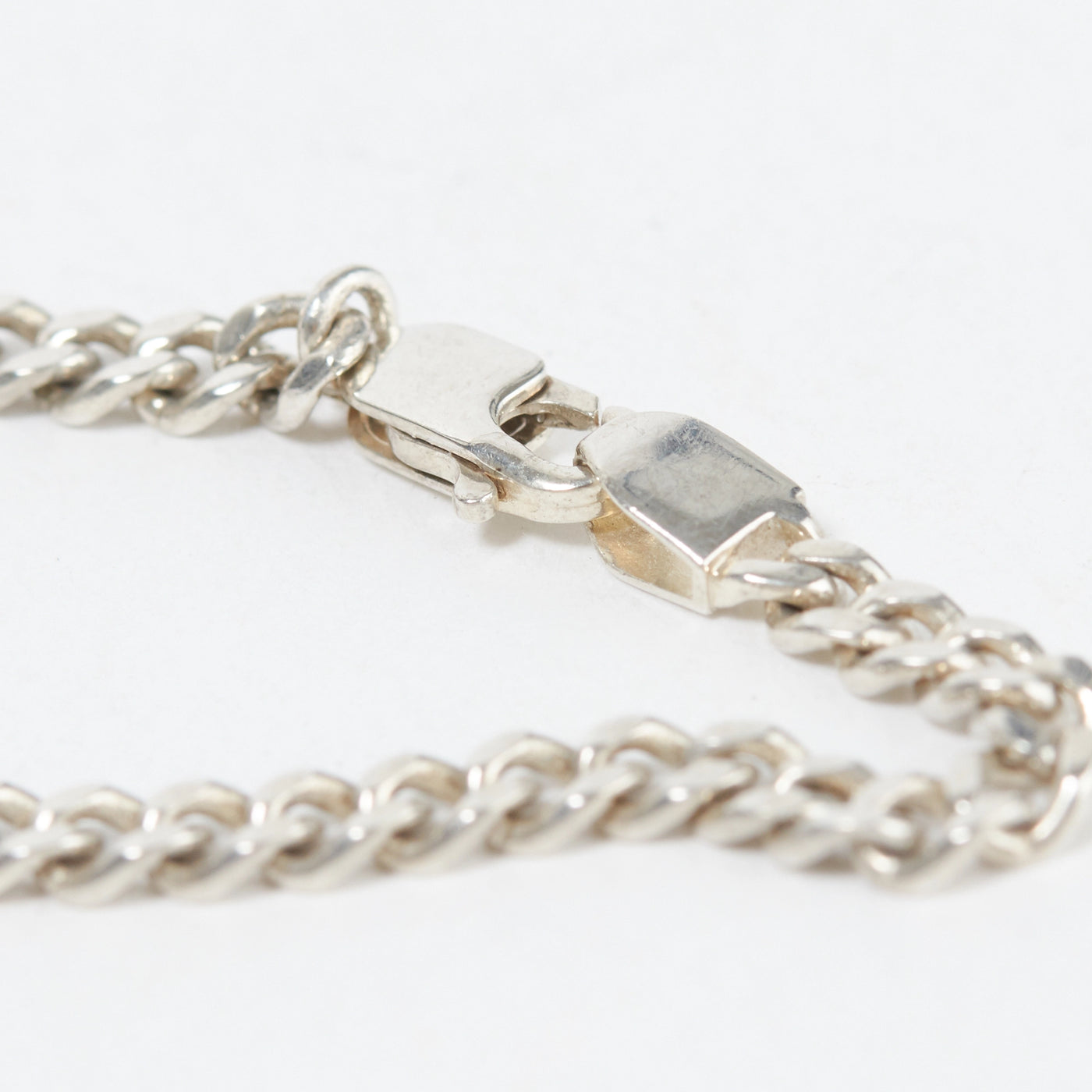 TIFFANY/ティファニー】リターントゥ オーバルタグ 2Pダイヤ TIFFANY/ティファニー】リターントゥ オーバルタグ 2Pダイヤ