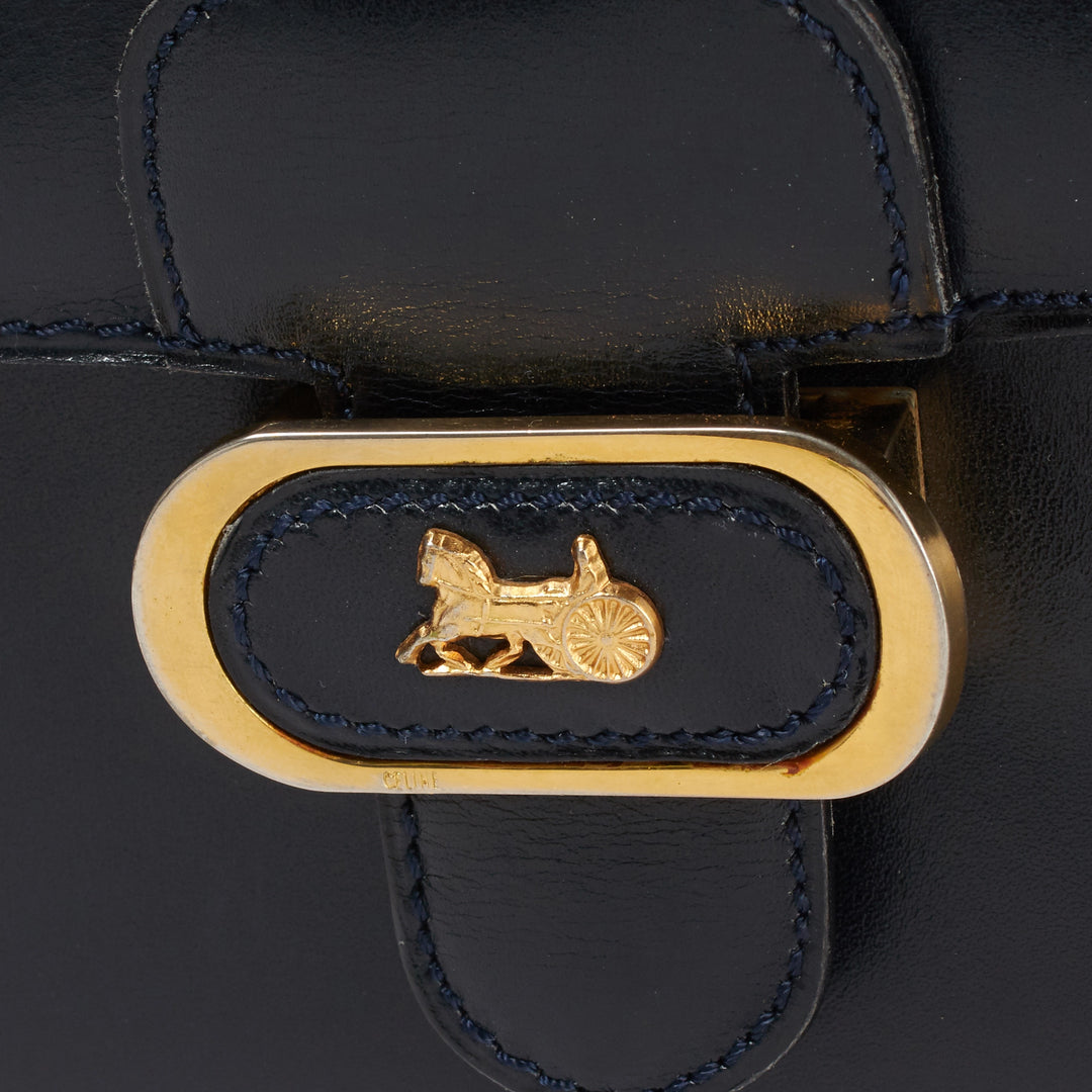 CELINE/セリーヌ】馬車金具モチーフ ショルダーバッグ ブラック CELINE/セリーヌ】馬車金具モチーフ ショルダーバッグ ブラック