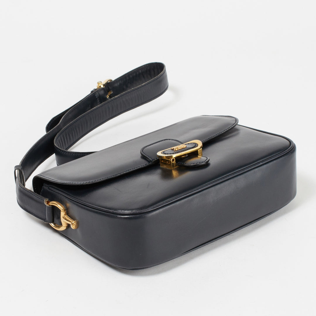 CELINE/セリーヌ】馬車金具モチーフ ショルダーバッグ ブラック CELINE/セリーヌ】馬車金具モチーフ ショルダーバッグ ブラック