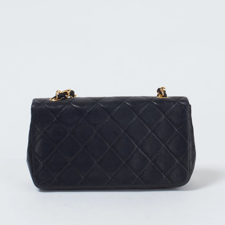 値下げ　シャネル　CHANEL　マトラッセ　ショルダーバッグ　ヴィンテージ　黒 CHANEL /シャネル】より90sヴィンテージマトラッセショルダーバッグが