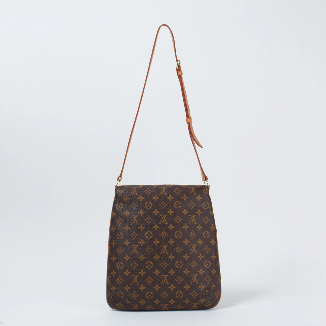 LOUIS VUITTON/ルイ・ヴィトン】モノグラム ミュゼットサルサ LOUIS VUITTON/ルイ・ヴィトン】モノグラム ミュゼットサルサ