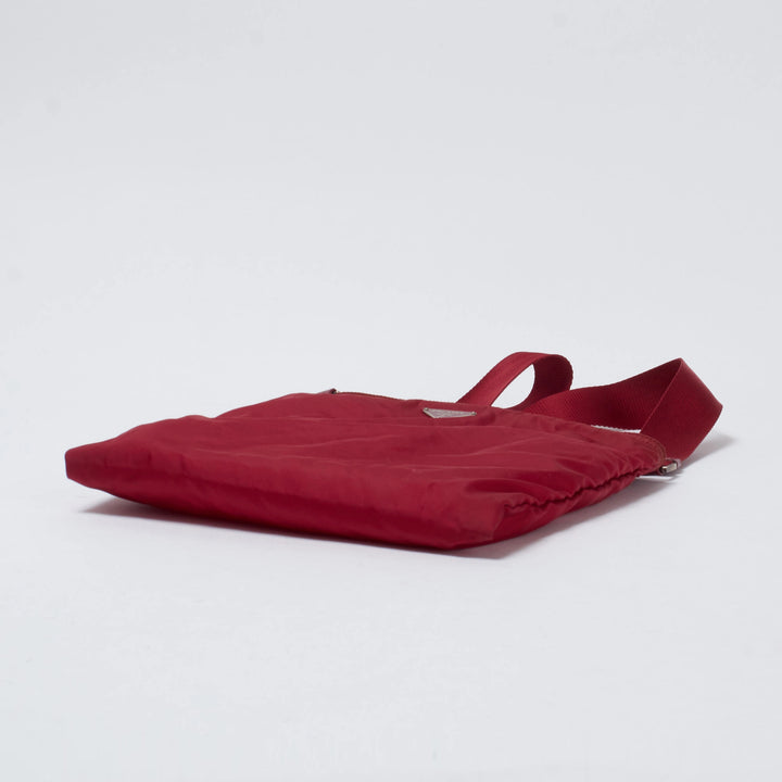 PRADA/プラダ】ナイロン 三角プレート ショルダーバッグ レッド PRADA/プラダ】ナイロン 三角プレート ショルダーバッグ レッド