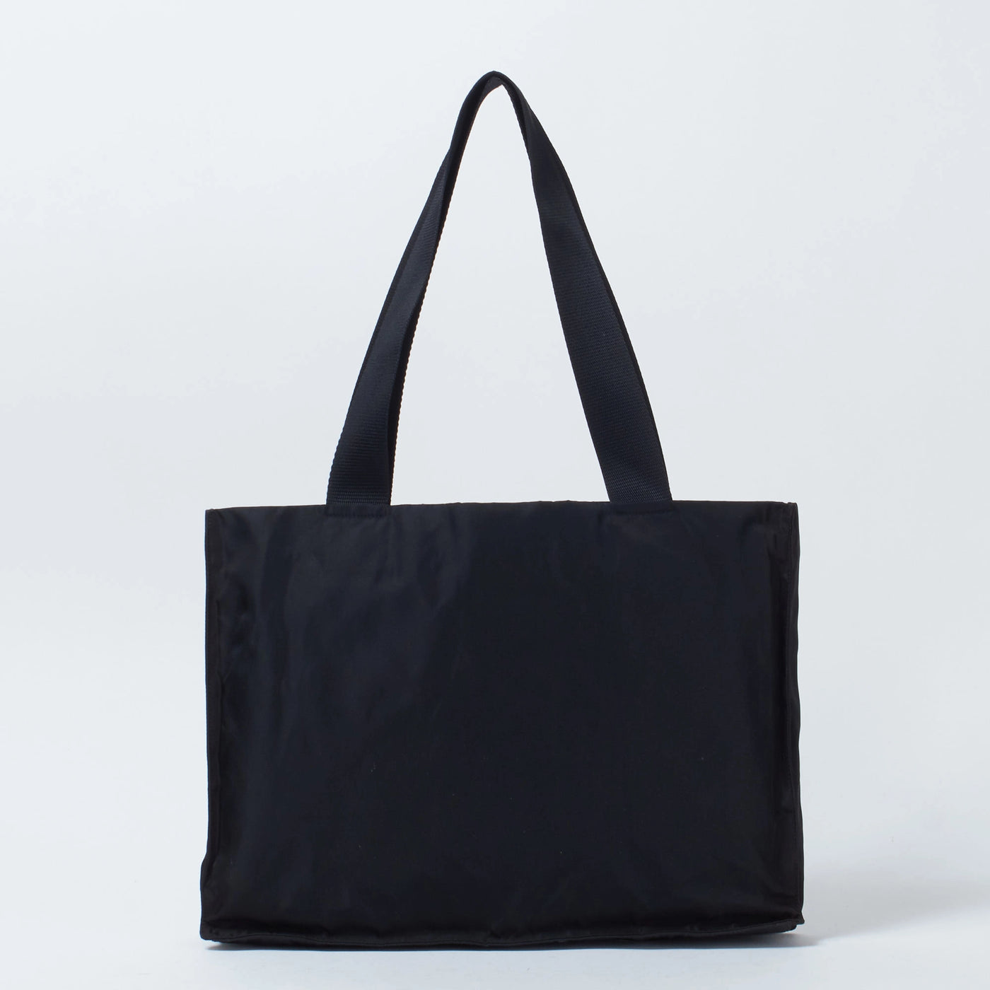 PRADA/プラダ】ナイロン 三角ロゴプレート トートバッグ|ヴァル PRADA/プラダ】ナイロン 三角ロゴプレート トートバッグ|ヴァル