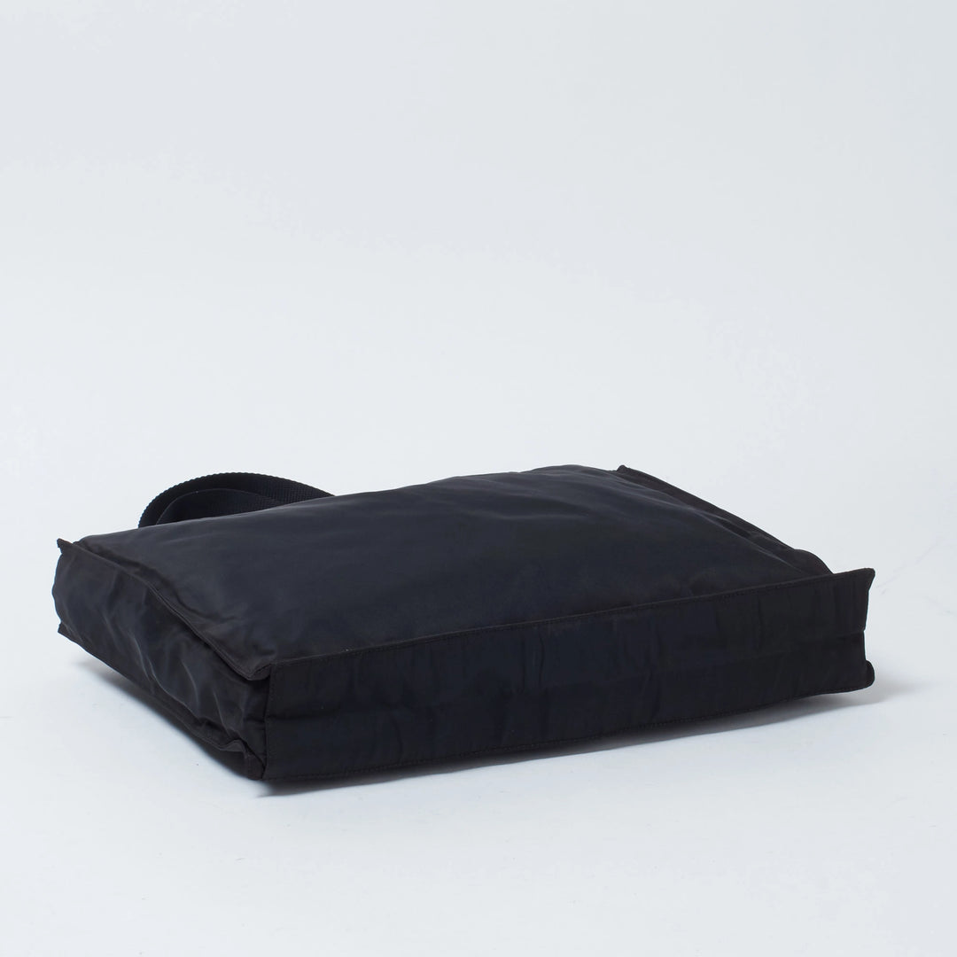 PRADA/プラダ】ナイロン 三角ロゴプレート トートバッグ｜ヴァル