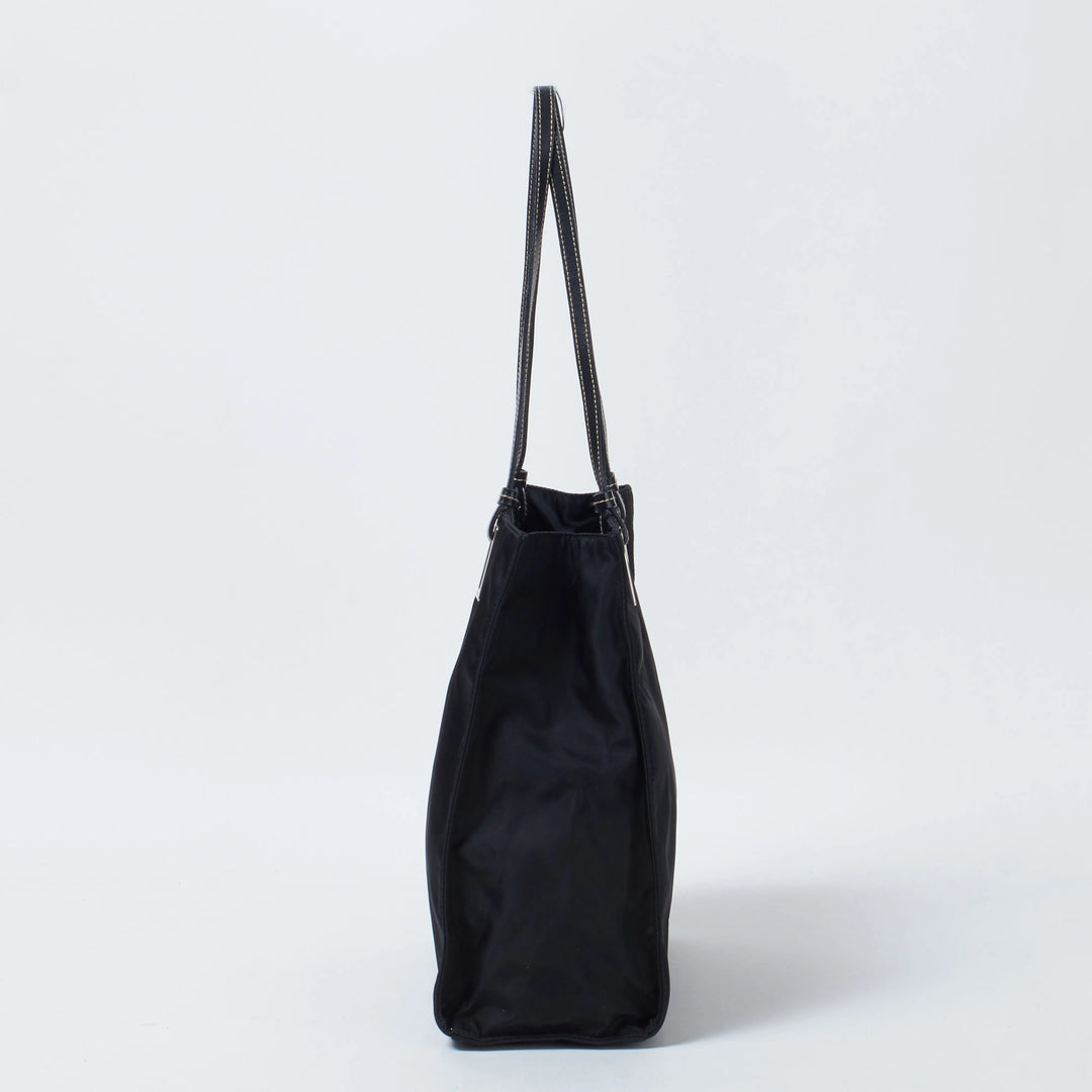 PRADA/プラダ】ナイロン スクエア トートバッグ|ヴァルティーク PRADA/プラダ】ナイロン スクエア トートバッグ|ヴァルティーク