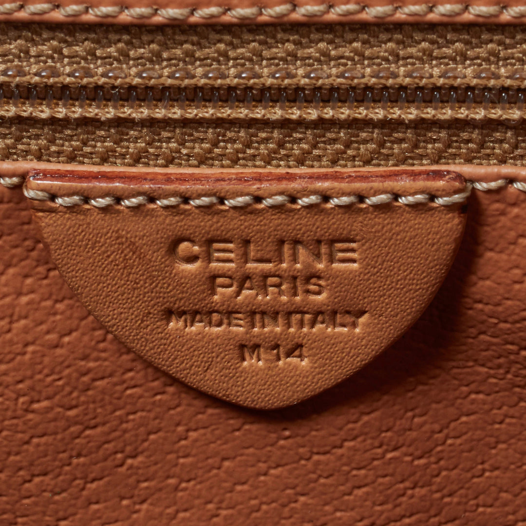 CELINE/セリーヌ】マカダム柄 PVC/レザー トリオンフロゴ フルフラップショルダーバッグ /  斜めがけ｜ヴァルティークヴィンテージ【公式】｜レディースファッション通販 – VALTIQUE VINTAGE TOKYO