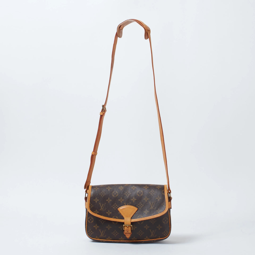 LOUIS VUITTON/ルイ・ヴィトン】モノグラム ソローニュ LOUIS VUITTON/ルイ・ヴィトン】モノグラム ソローニュ