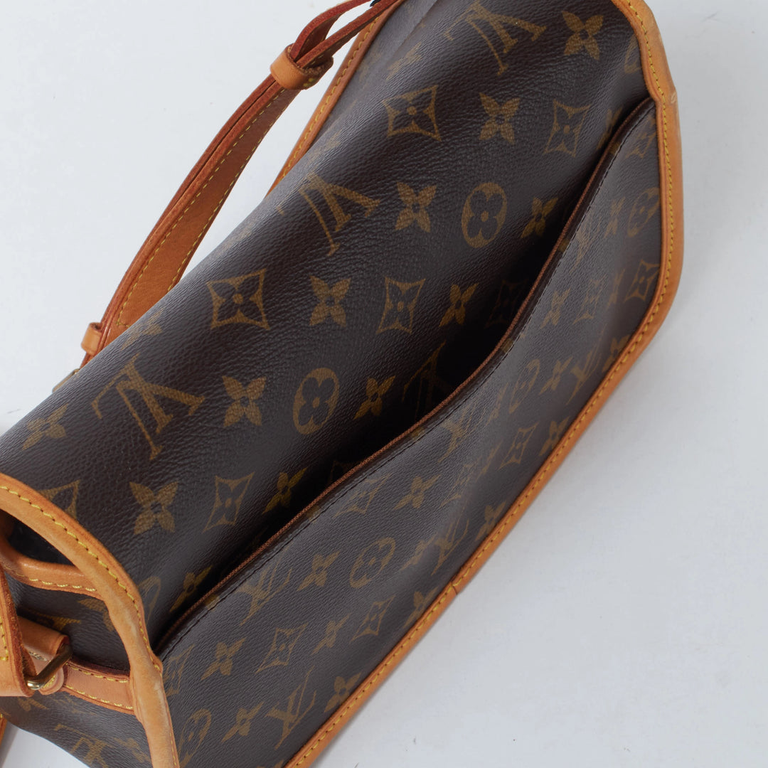 LOUIS VUITTON/ルイ・ヴィトン】モノグラム ソローニュ ショルダーバッグ｜ヴァルティークヴィンテージ【公式】｜レディースファッション通販  – VALTIQUE VINTAGE TOKYO