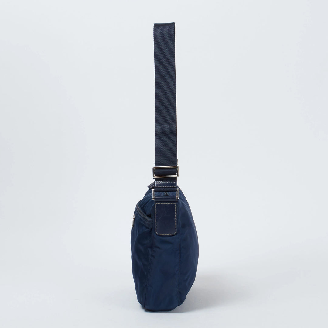 PRADA/プラダ】テスート 三角ロゴ ショルダーバッグ ネイビー PRADA/プラダ】テスート 三角ロゴ ショルダーバッグ ネイビー