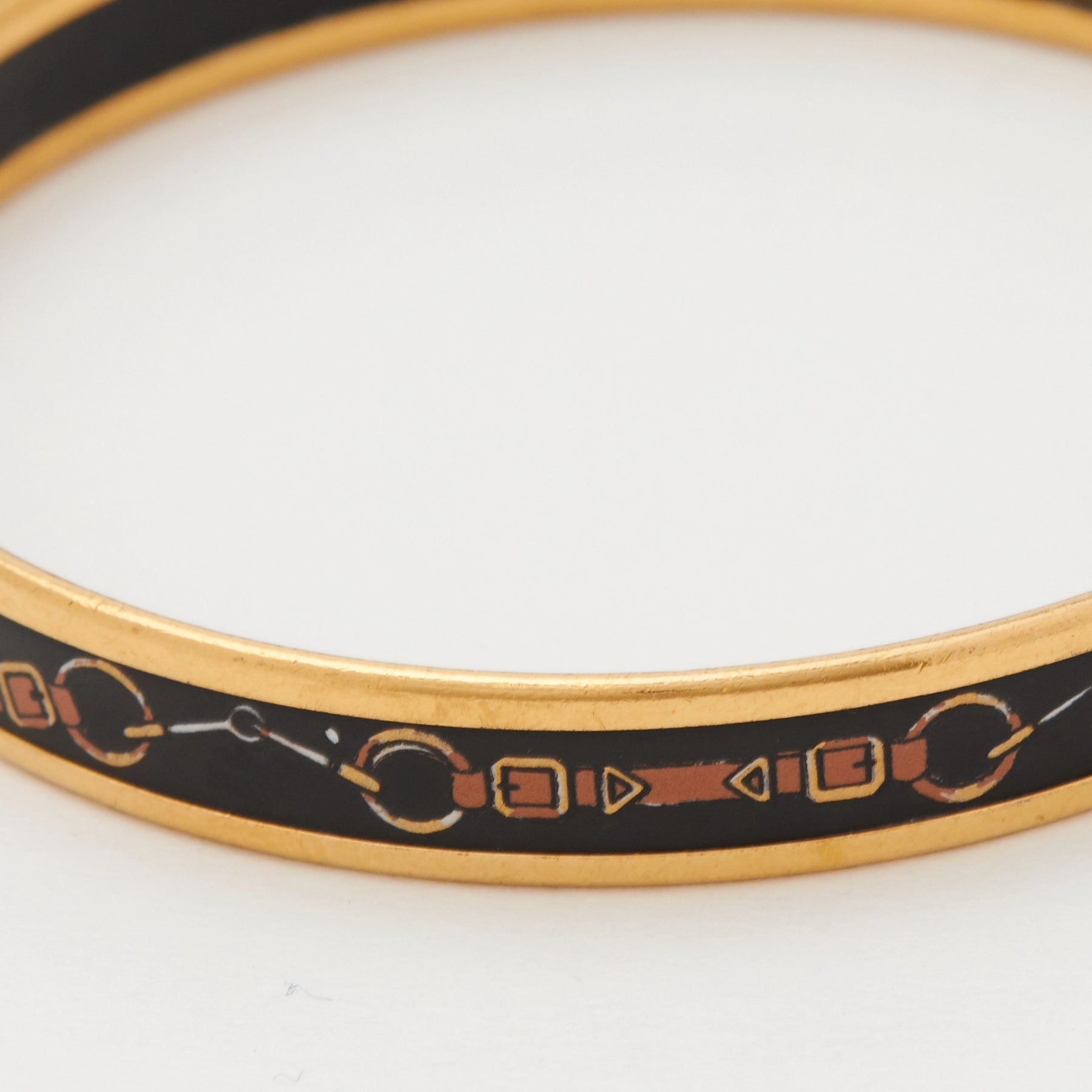HERMES/エルメス】エマイユ 七宝焼き バングル ゴールド×ブラック HERMES/エルメス】エマイユ 七宝焼き バングル ゴールド×ブラック