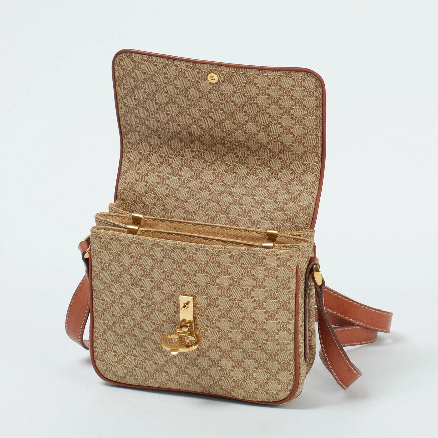 CELINE/セリーヌ】マカダム PVC トリオンフ金具 ショルダーバッグ CELINE/セリーヌ】マカダム PVC トリオンフ金具 ショルダーバッグ