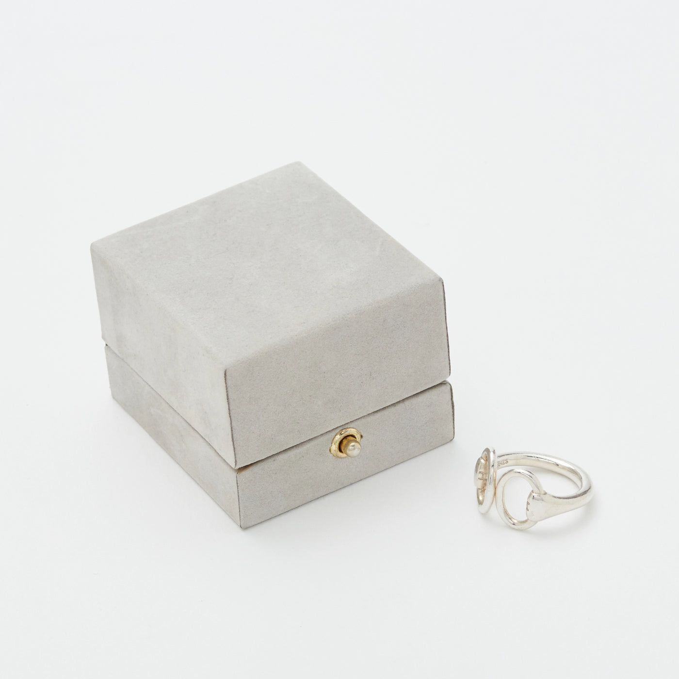 HERMES/エルメス】ナウシカ リング シルバー 11号|ヴァルティーク HERMES/エルメス】ナウシカ リング シルバー 11号|ヴァルティーク