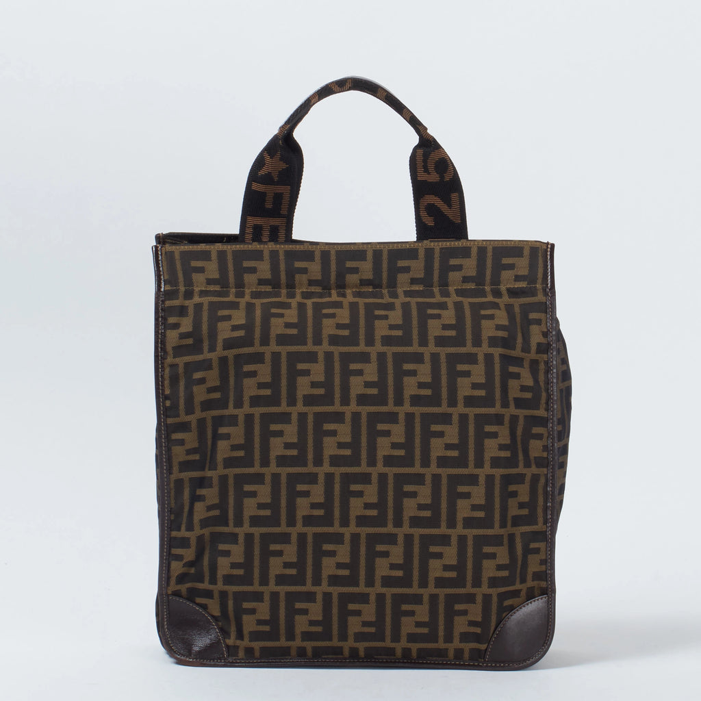 FENDI/フェンディ】ズッカ トートバッグ|ヴァルティークヴィンテージ FENDI/フェンディ】ズッカ トートバッグ|ヴァルティークヴィンテージ