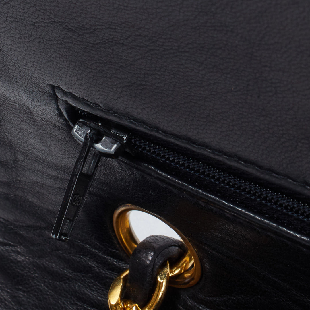 CHANEL/シャネル】マトラッセ ダブルフラップ ターンロック チェーン