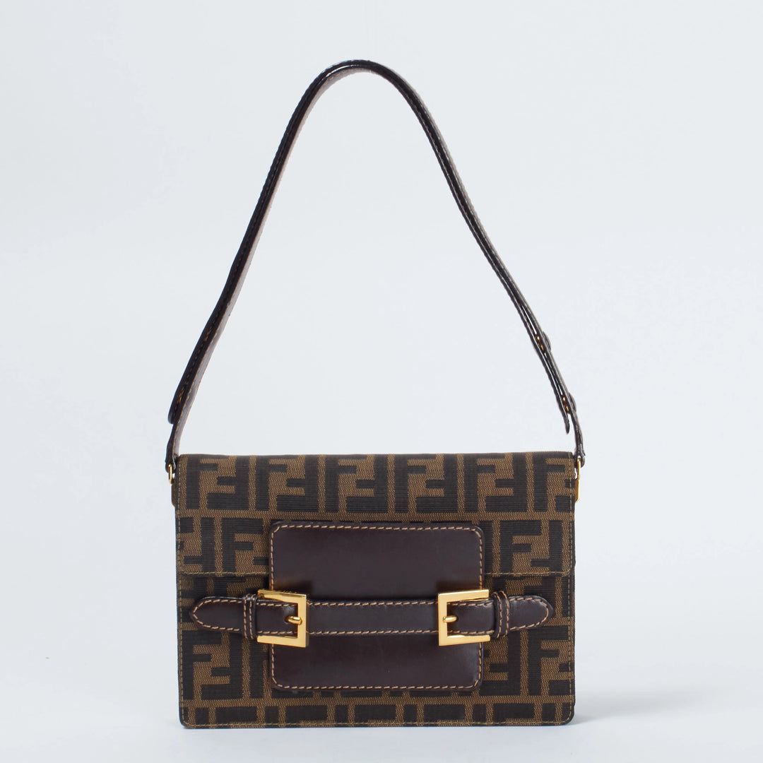 ♦️FENDI フェンディ♦️ ブラック ズッカ ショルダーバッグ　ヴィンテージ FENDI/フェンディ】ズッカ ベルトモチーフ ショルダーバッグ｜ヴァル