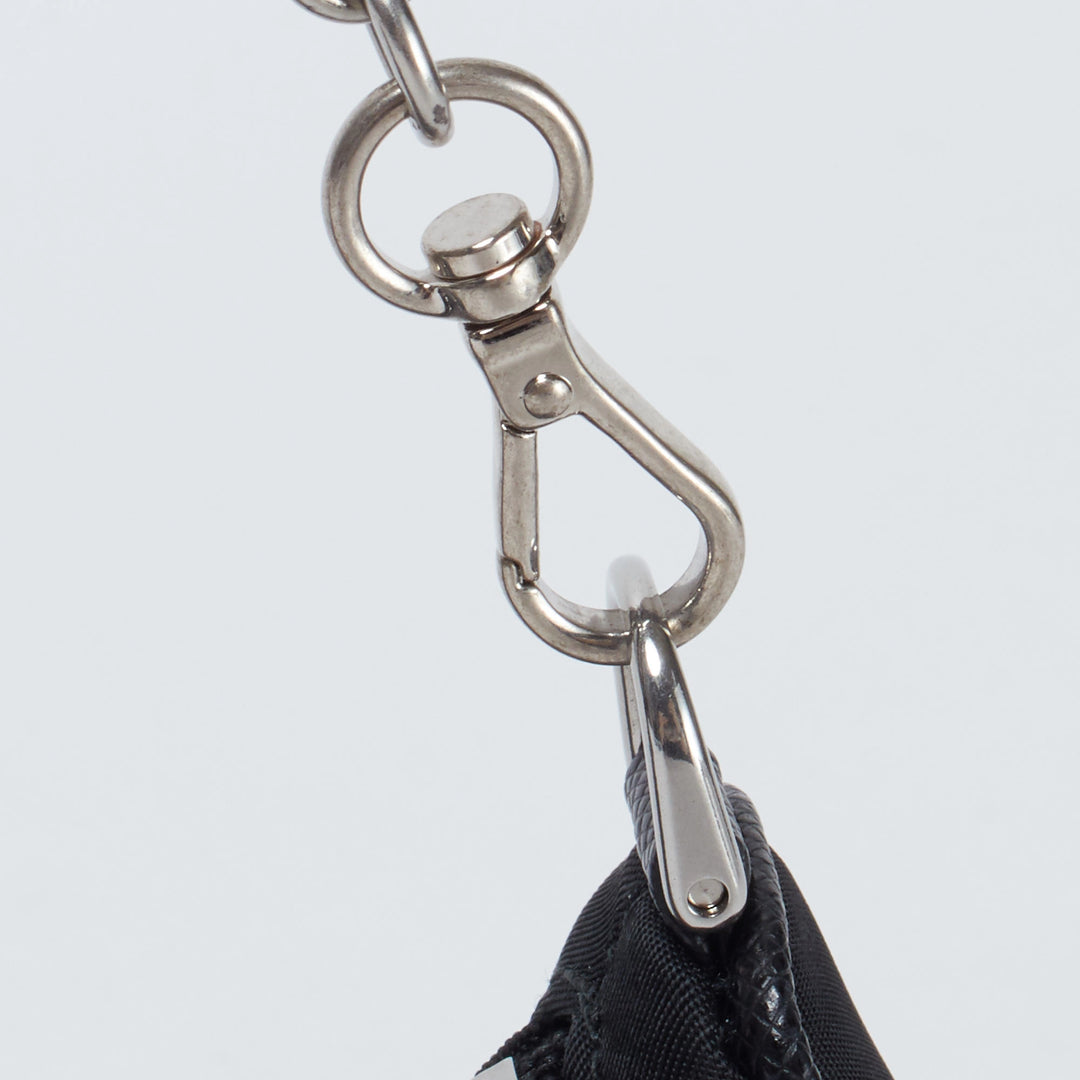 PRADA プラダ　ワンショルダーバッグ　ハンドバッグ　プラスチックチェーン 美品】PRADA プラダ ワンショルダー 肩掛け プラチェーン ロゴ型