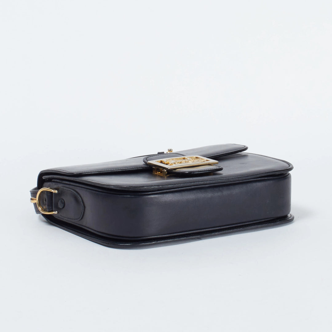 CELINE/セリーヌ】馬車金具 ホースキャリッジ ショルダーバッグ CELINE/セリーヌ】馬車金具 ホースキャリッジ ショルダーバッグ