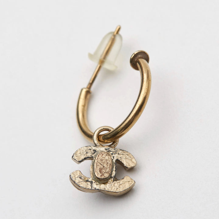 CHANEL/シャネル】ココマーク フープピアス パープル×ゴールド系 CHANEL/シャネル】ココマーク フープピアス パープル×ゴールド系