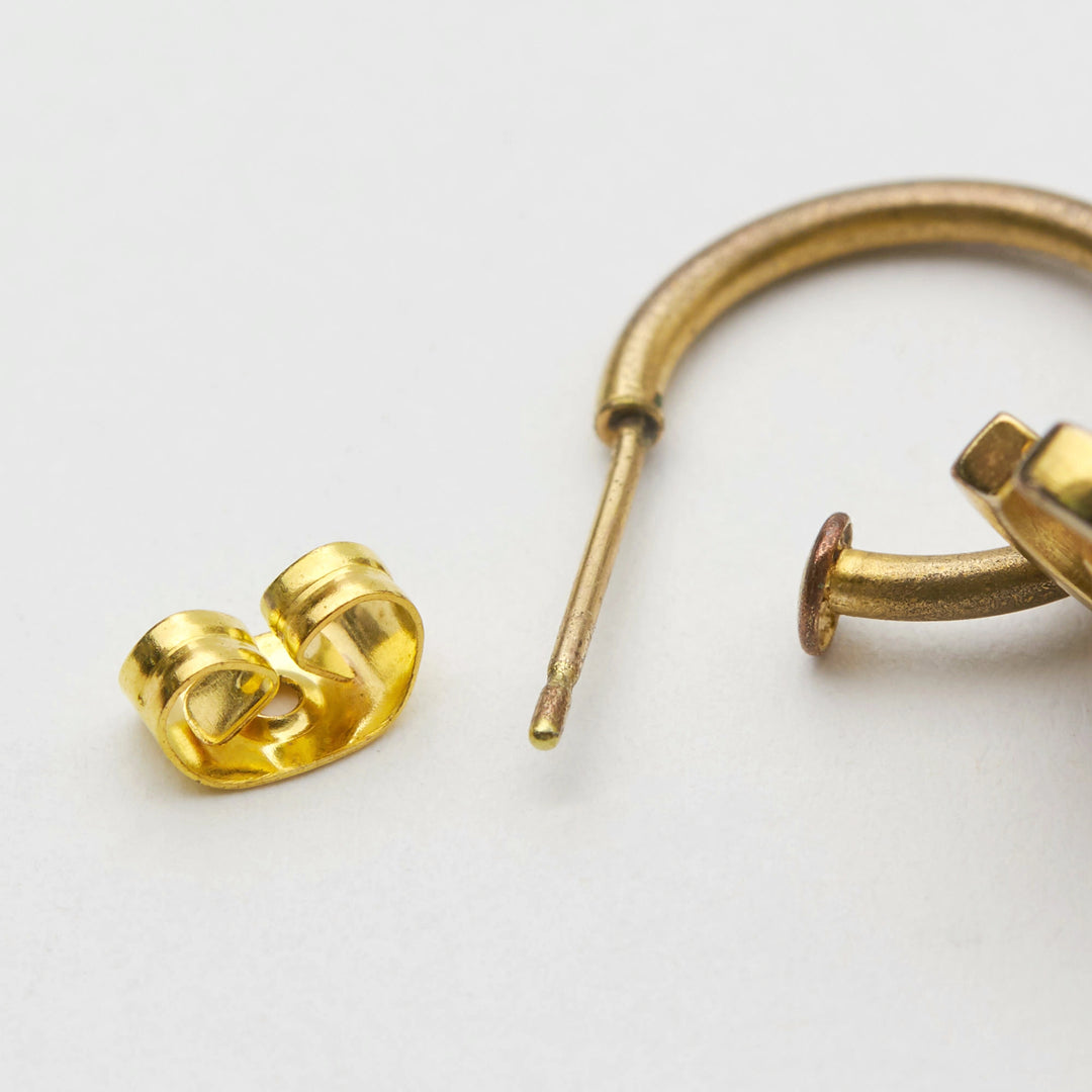 CHANEL/シャネル】ココマーク フープピアス ゴールド系|ヴァル CHANEL/シャネル】ココマーク フープピアス ゴールド系|ヴァル