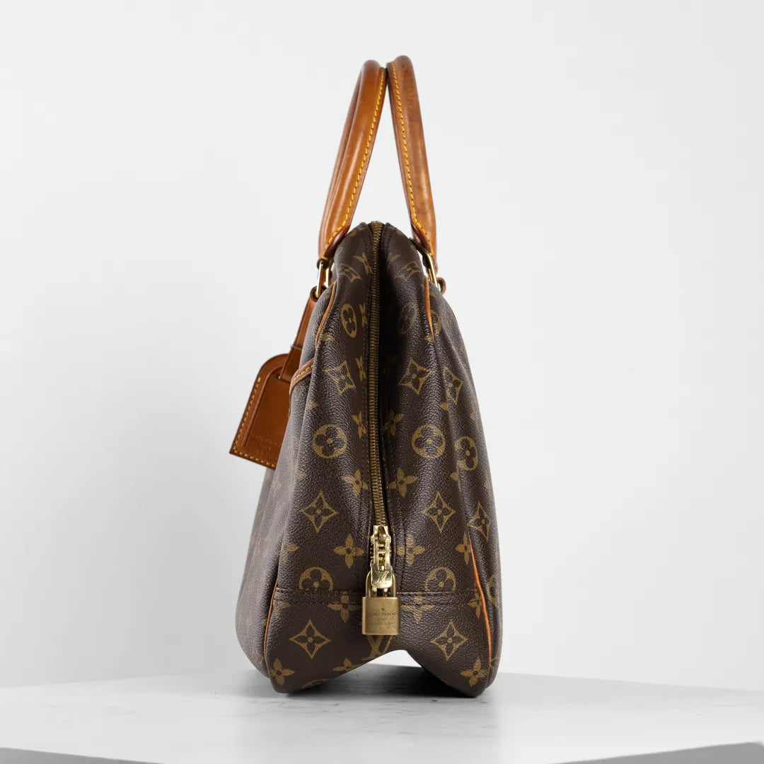 LOUIS VUITTON】モノグラムドーヴィルハンドバッグ（ネームタグ付き）｜ヴァルティークヴィンテージ【公式】｜レディースファッション通販 –  VALTIQUE VINTAGE TOKYO