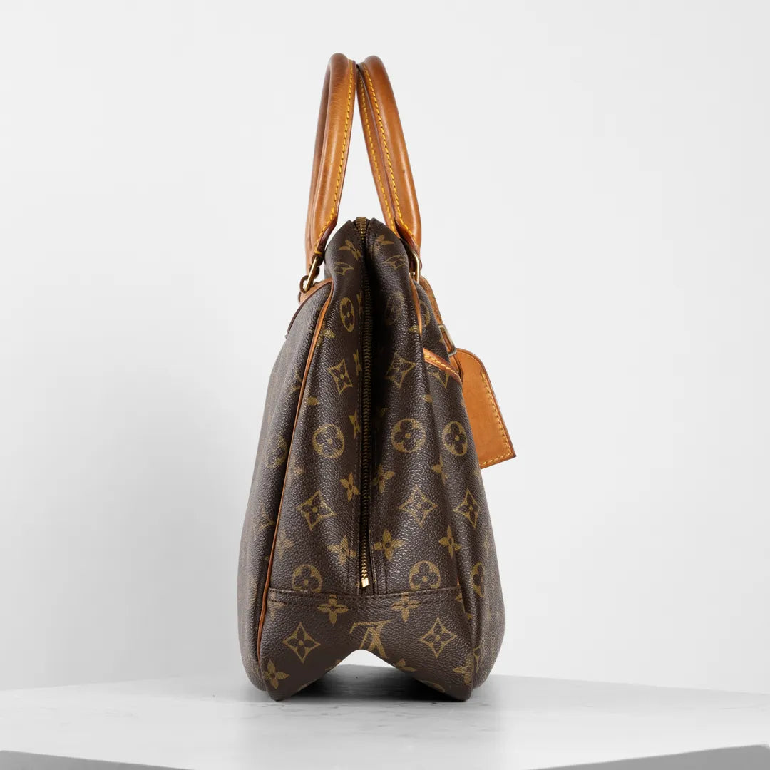 LOUIS VUITTON】モノグラムドーヴィルハンドバッグ（ネームタグ付き）｜ヴァルティークヴィンテージ【公式】｜レディースファッション通販 –  VALTIQUE VINTAGE TOKYO