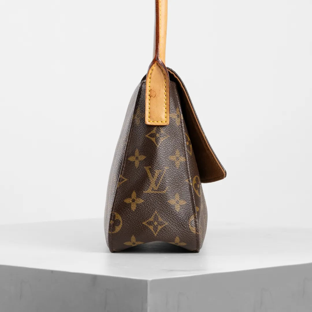 LOUIS VUITTON/ルイ・ヴィトン】モノグラム ミニルーピング ハンドバッグ  W27cm×H17cm｜ヴァルティークヴィンテージ【公式】｜レディースファッション通販 – VALTIQUE VINTAGE TOKYO