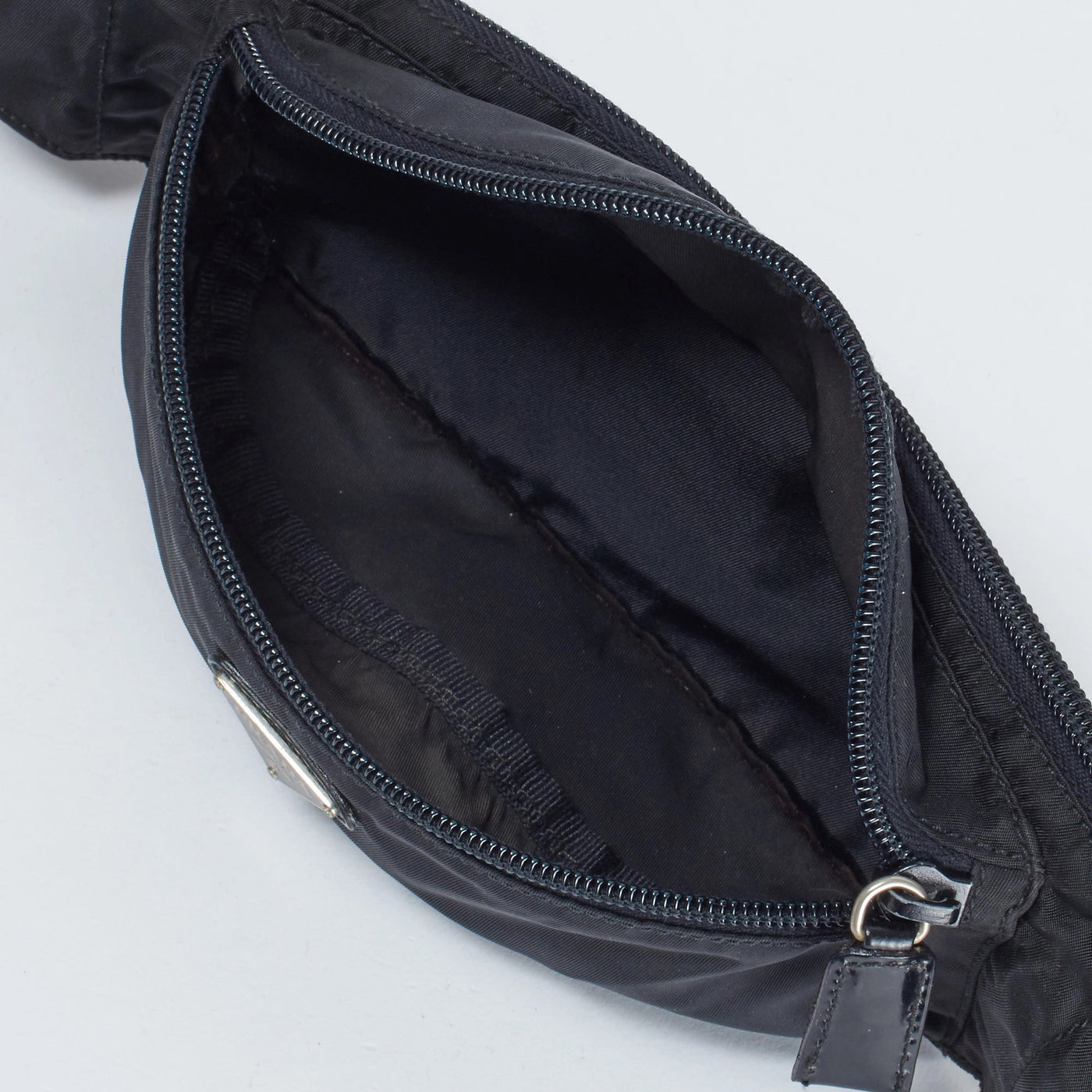 PRADA ナイロン ウエストバッグ ボディバッグ ブラック ブラック