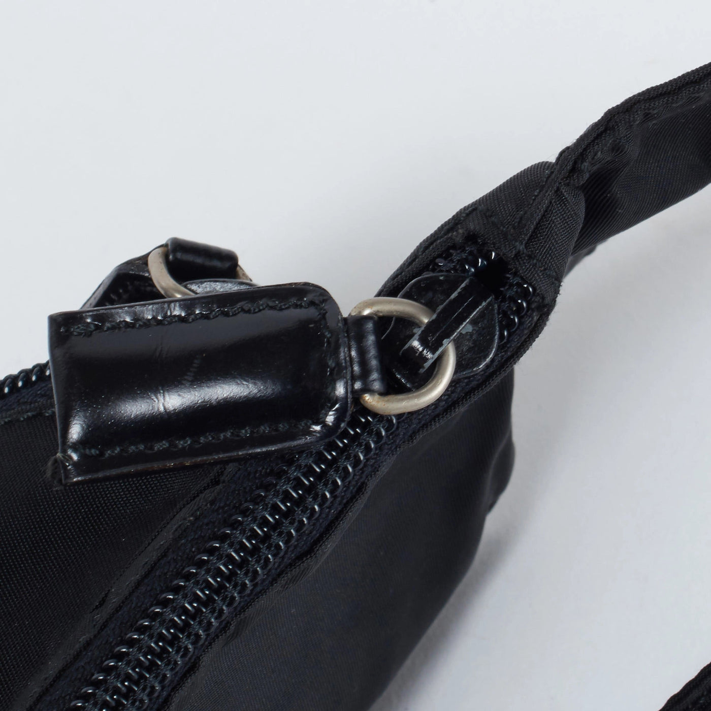 PRADA ナイロン ウエストバッグ ボディバッグ ブラック ブラック